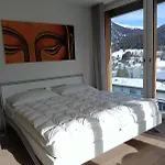 Luxury Penthouse 4 Bedroom 8 Min Walk To Wef دافوس
