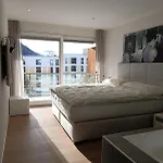 Luxury Penthouse 4 Bedroom 8 Min Walk To Wef * دافوس