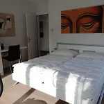Luxury Penthouse 4 Bedroom 8 Min Walk To Wef