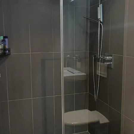 Luxury Penthouse 4 Bedroom 8 Min Walk To Wef *