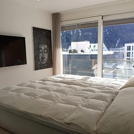 Luxury Penthouse 4 Bedroom 8 Min Walk To Wef Davos