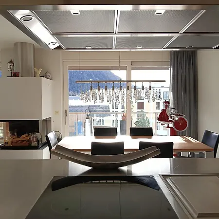 Apartment Luxury Penthouse 4 Bedroom 8 Min Walk To Wef Davos