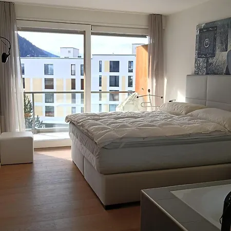 Luxury Penthouse 4 Bedroom 8 Min Walk To Wef *